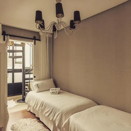Διαμέρισμα Real 21, Atico Con Terraza En La Marina