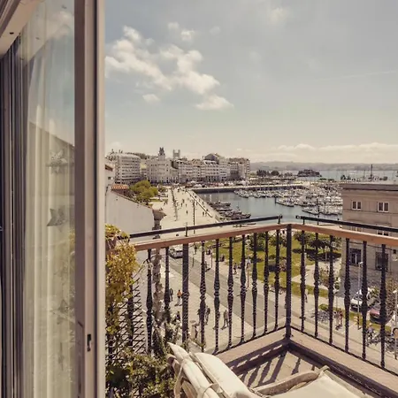 Διαμέρισμα Real 21, Atico Con Terraza En La Marina A Coruña